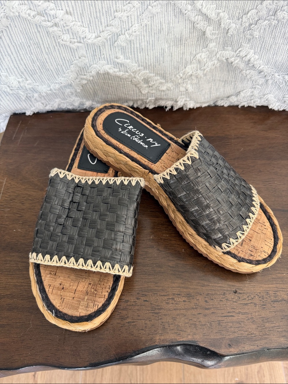 Circus by Sam Edelman Black Woven Cork-Trim Slide Sandals